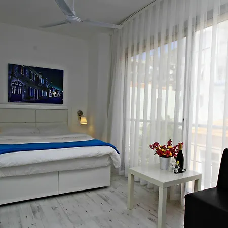 招待所 拉丽玛尔精品酒店 Çeşme